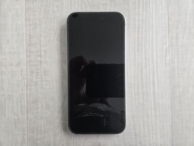 UNLOCKED Apple iPhone 15 - 128GB - Green
