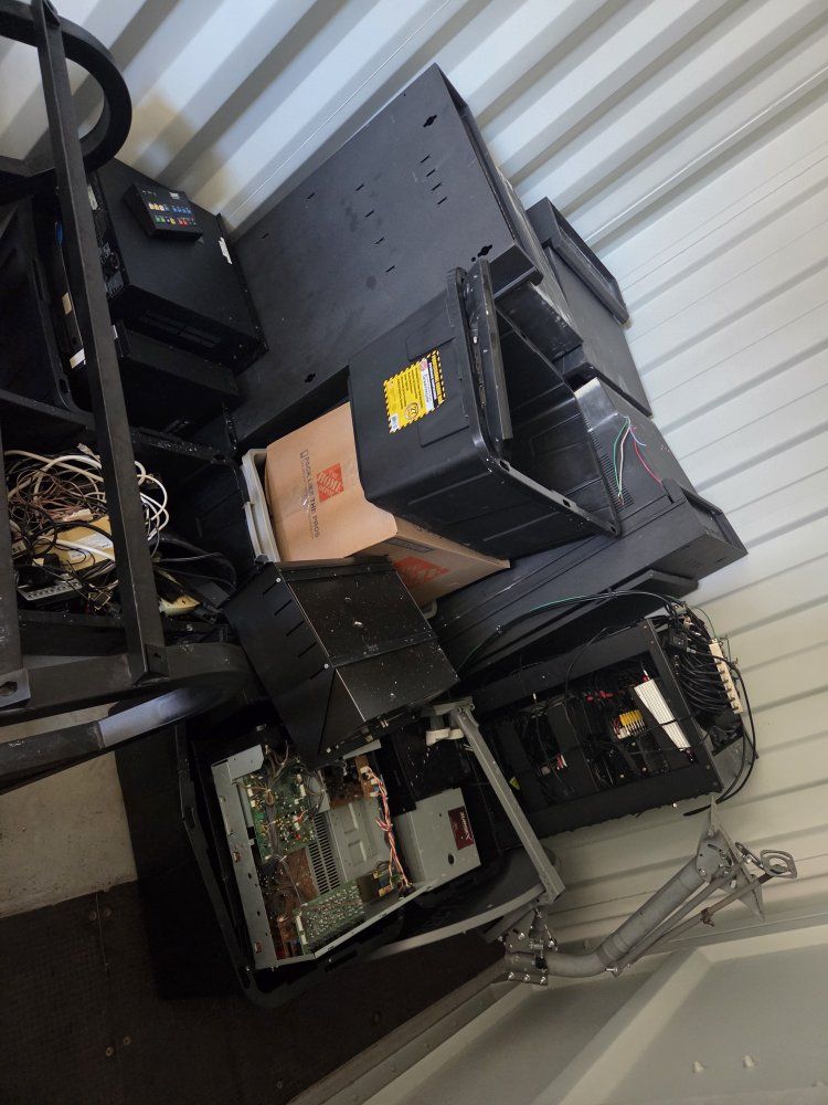 Main image 7