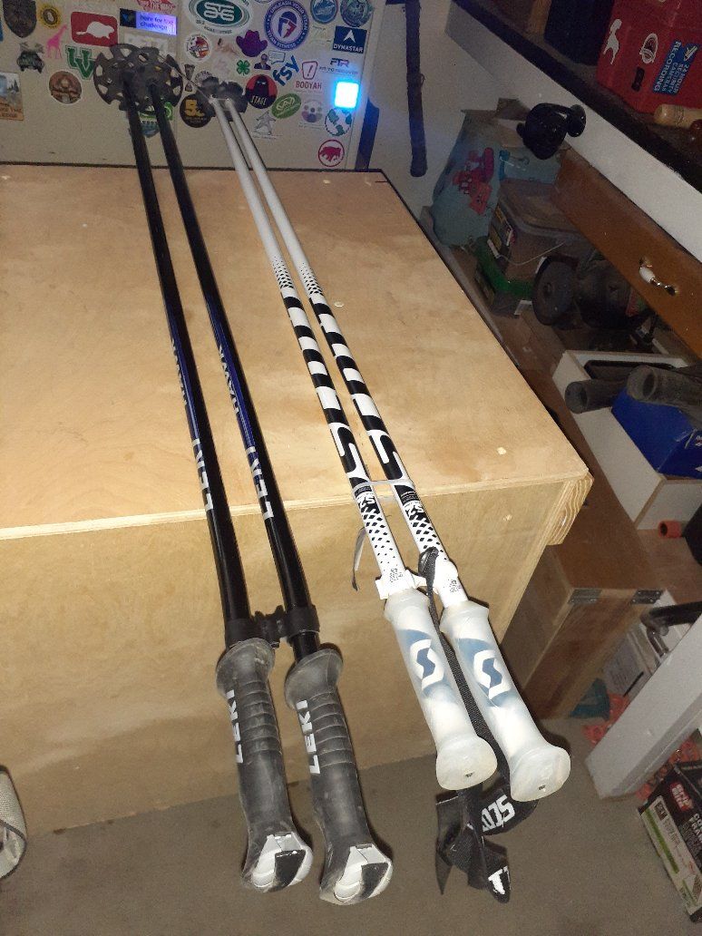 Scott S2 brand new poles 120cm