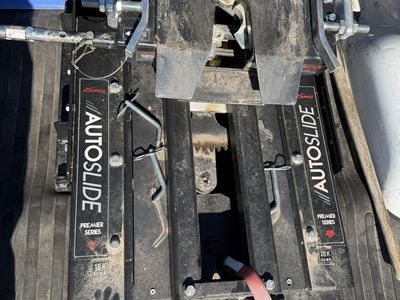 Demco Autoslide Premier Series 18K Fifth Wheel Hitch Model 6077 - Used