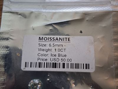 Diamonds moissinite
