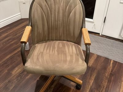 Mid Century Modern Swivel Rolling Desk Chair