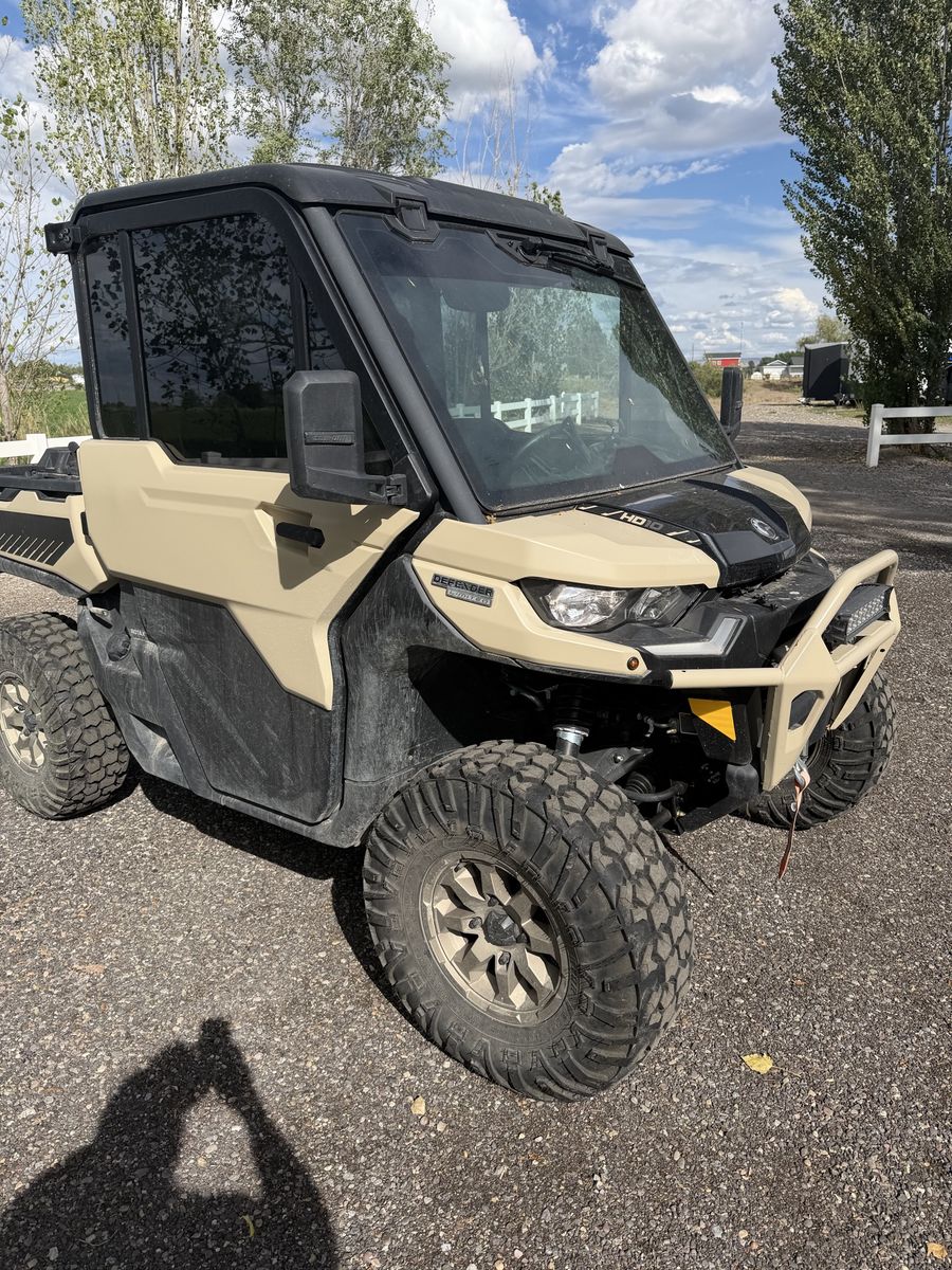 24 defender can am limited
