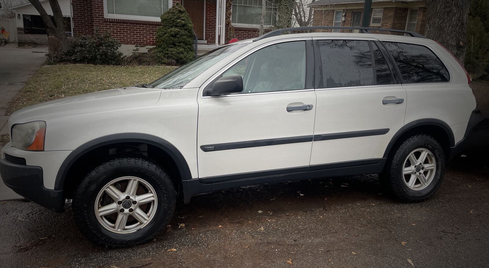 2003 VOLVO XC90 2.5T