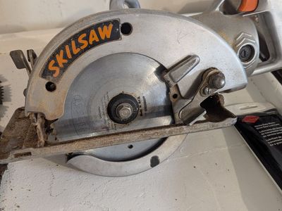 Vintage SKIL Skilsaw Model 367 – 61⁄2” Circular Saw (Made in USA)