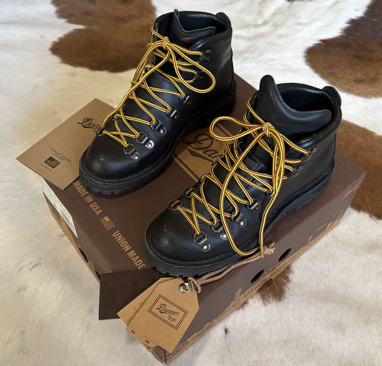 Danner Mountain Light Gore-tex Waterproof Hiking Boots, Women's size 6.5