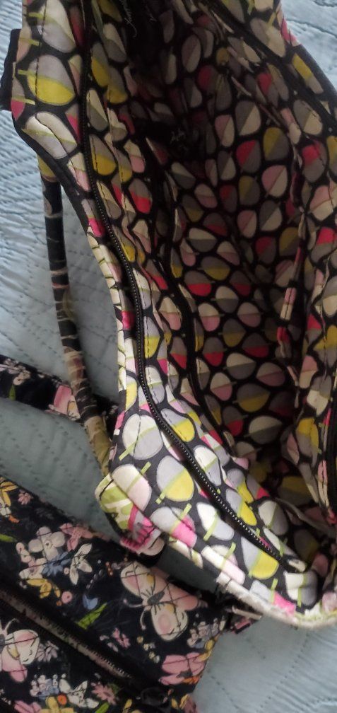 Main image 3