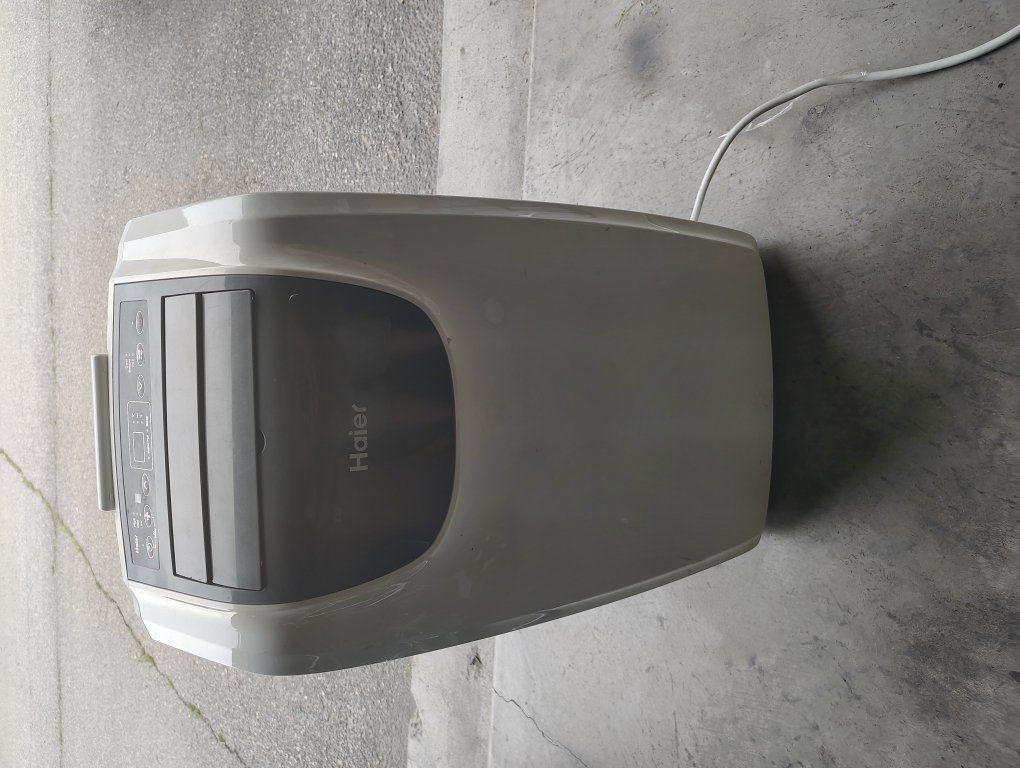 HAIER PORTABLE AIR CONDITIONER 9,000 BTU