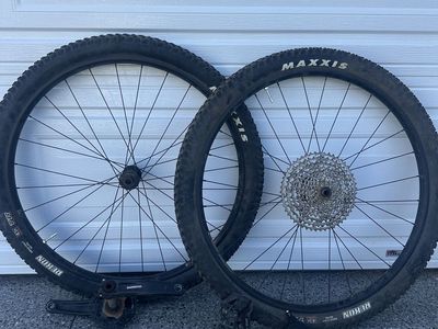 Shimano wheelset with drive train