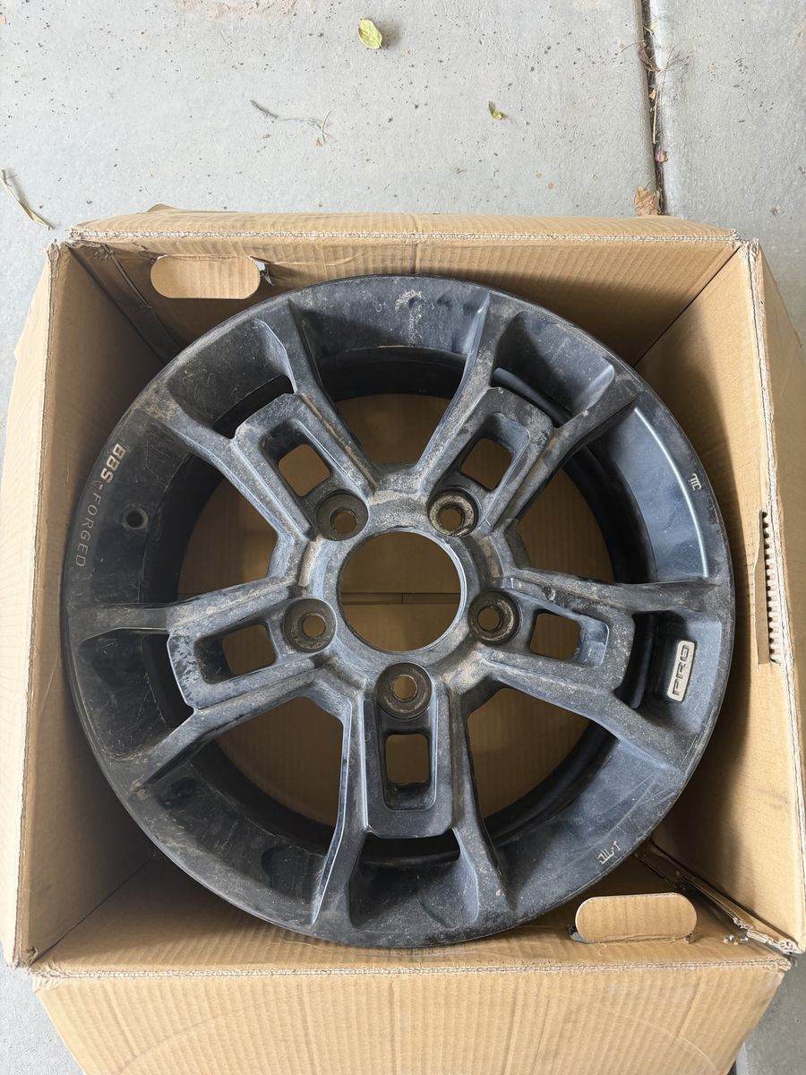 Toyota Tundra BBS Forged 18x8 Wheel - Single Rim