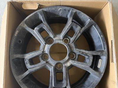 Toyota Tundra BBS Forged 18x8 Wheel - Single Rim