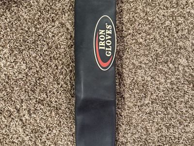 Iron Gloves Softball Pouch