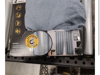 Blackout curtain set