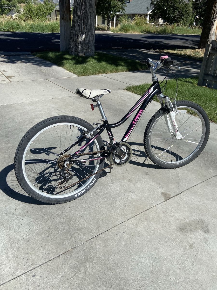Trek Mtn. Series 220 Youth mountain bike