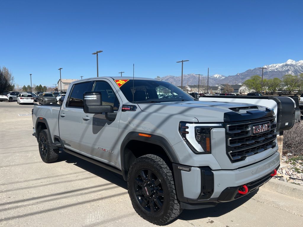 2025 GMC 2500 AT4