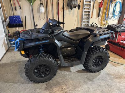 Can-Am Outlander 850 XT