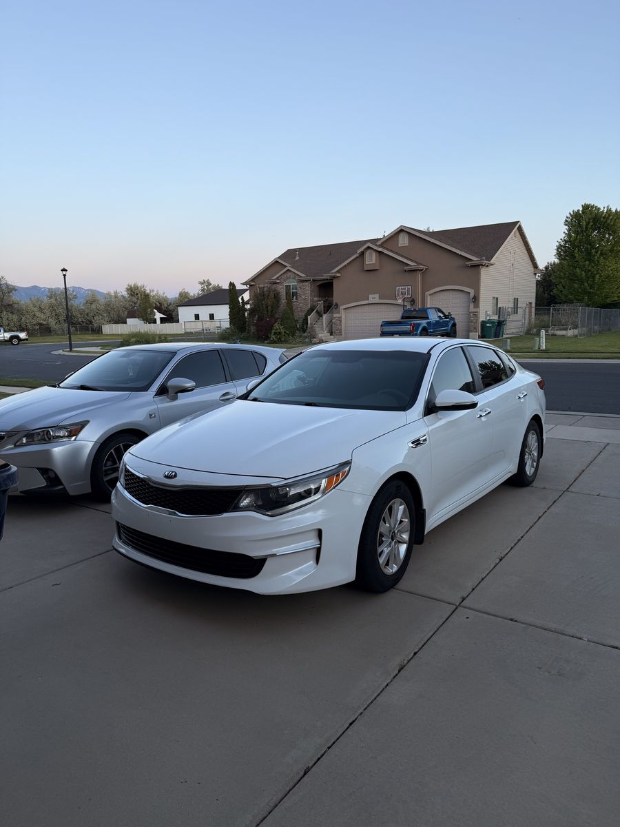 2016 Kia Optima LX