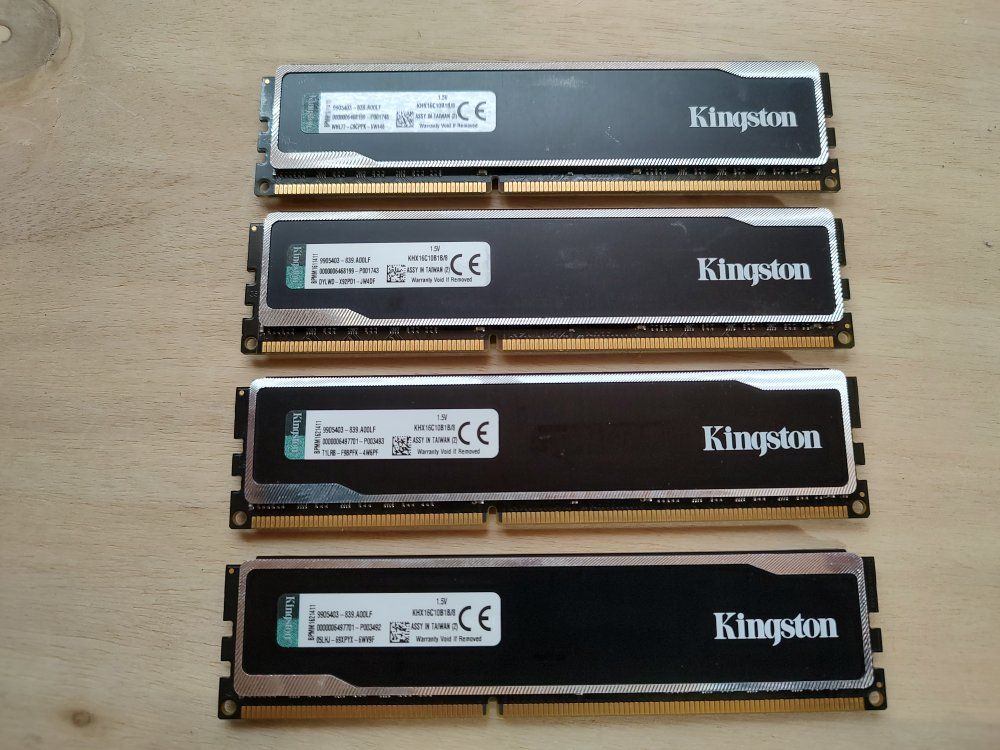 32GB DDR3 HyperX 1600MHz RAM