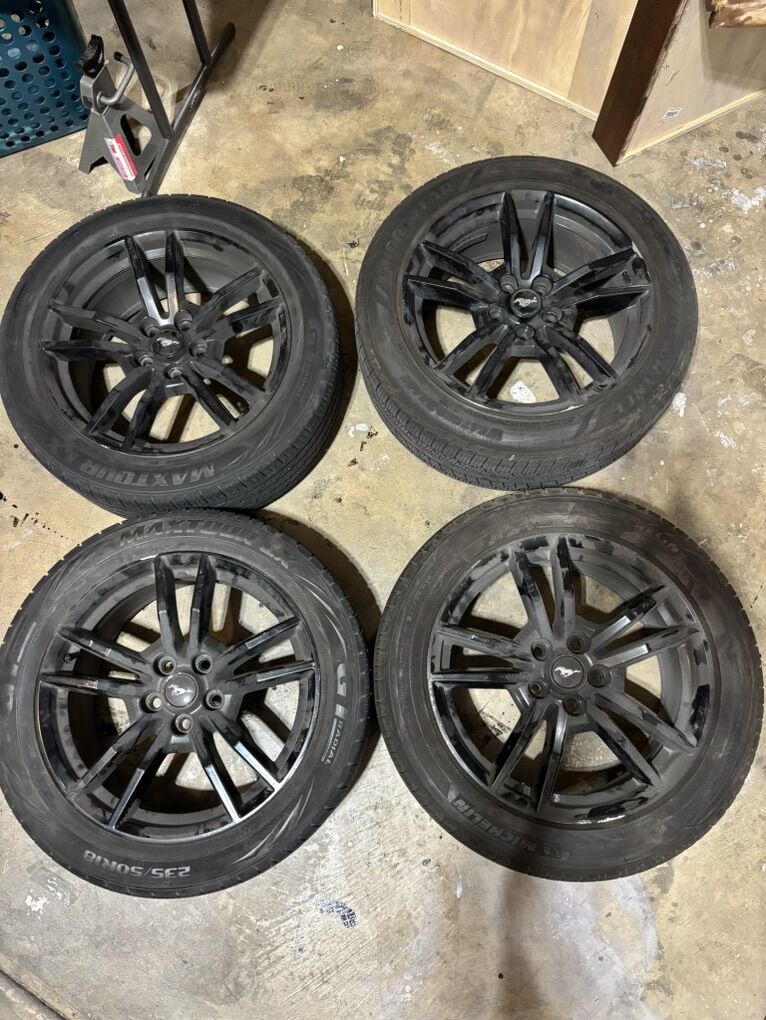 Ford Mustang Wheels