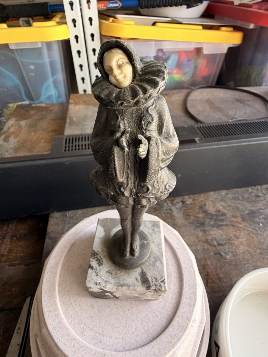 Main image 5