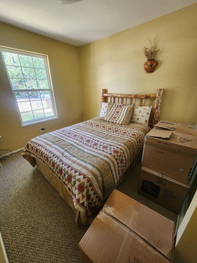 Queen / Full Log Headboard Full Mattress Frame