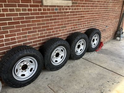 245/75/17 Goodyear Wheels/tires