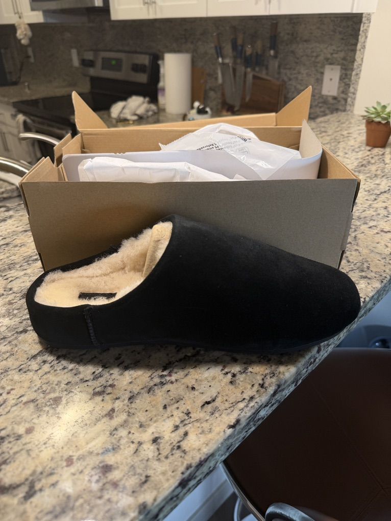Woman Ugg Slippers