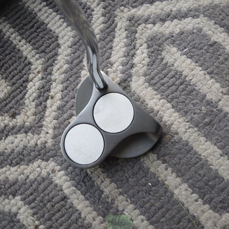 Odyssey putter! white hot 2 ball