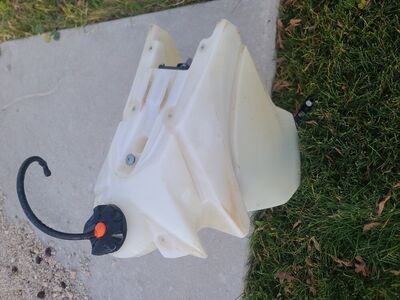2015 KTM 350 gas tank with new fuel pump