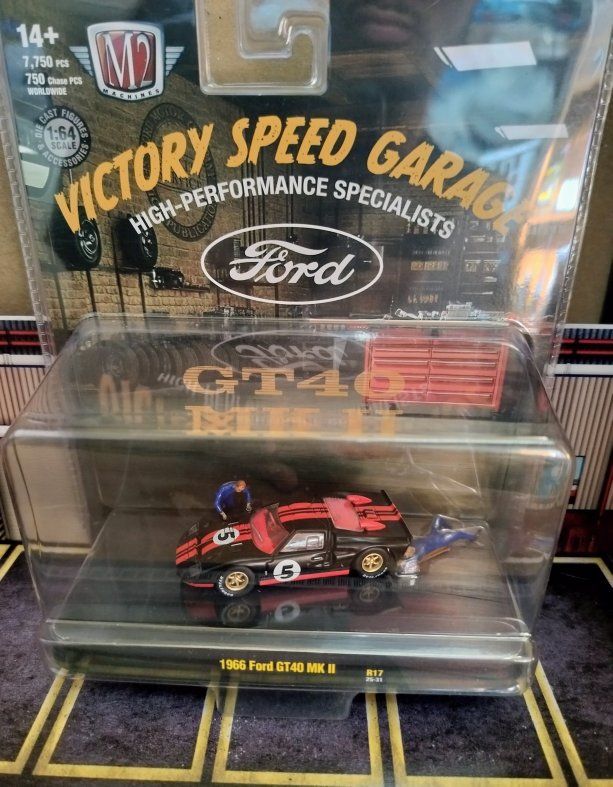 M2 Machines 1966 Ford GT40 MK II Limited Edition 1:64 Diecast Race Car