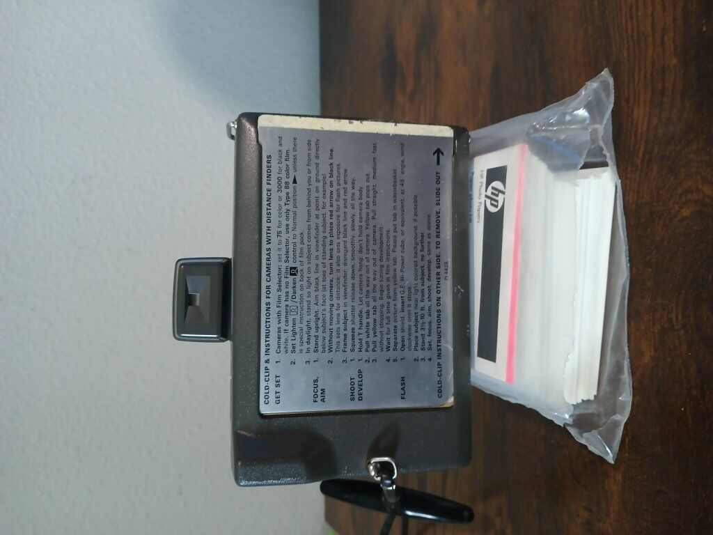 polaroid land camera square shooter