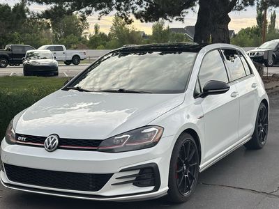 2018 Volkswagen Golf GTI SE