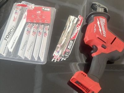 Milwaukee Sawzaw 18v