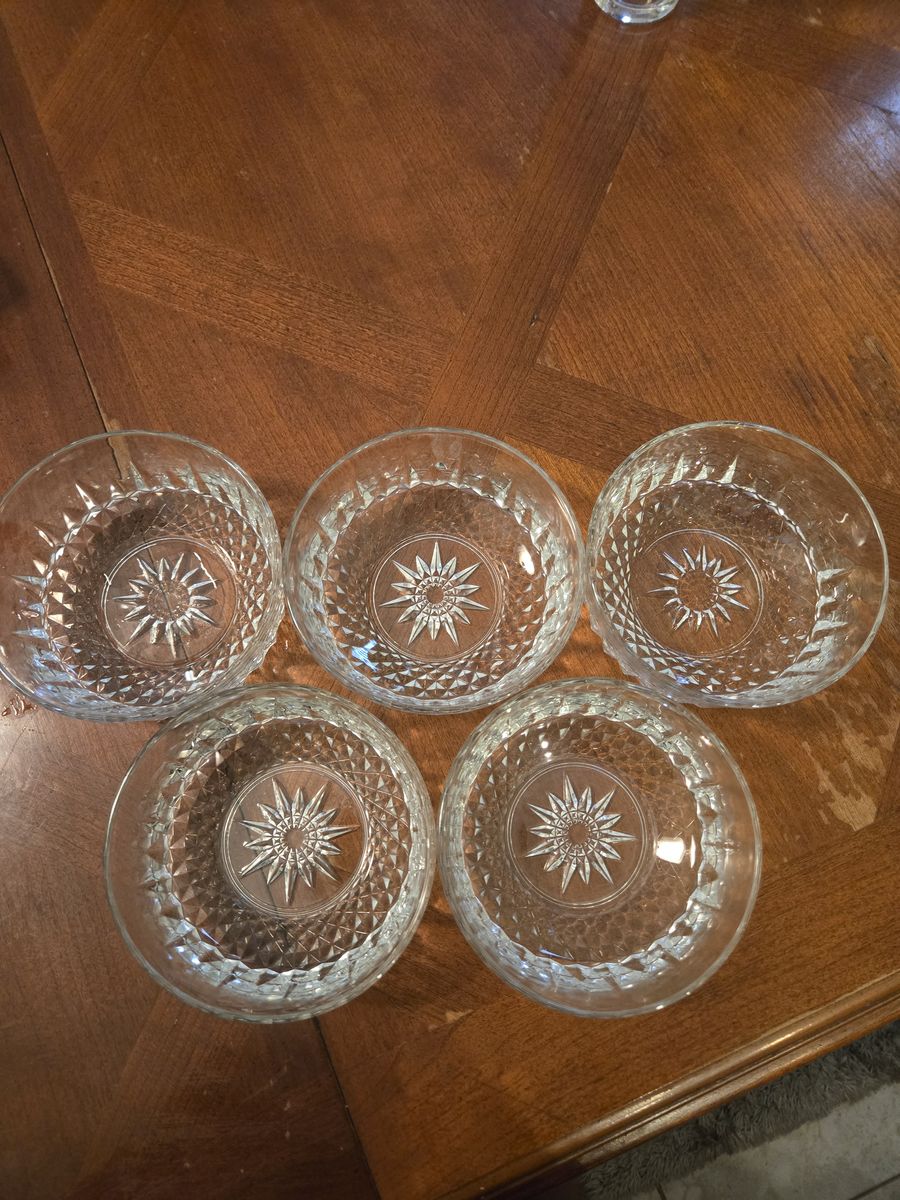 Vintage Pressed Glass Dessert Bowls