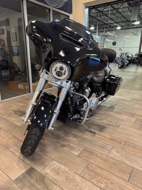 Harley-Davidson 2023 Street Glide