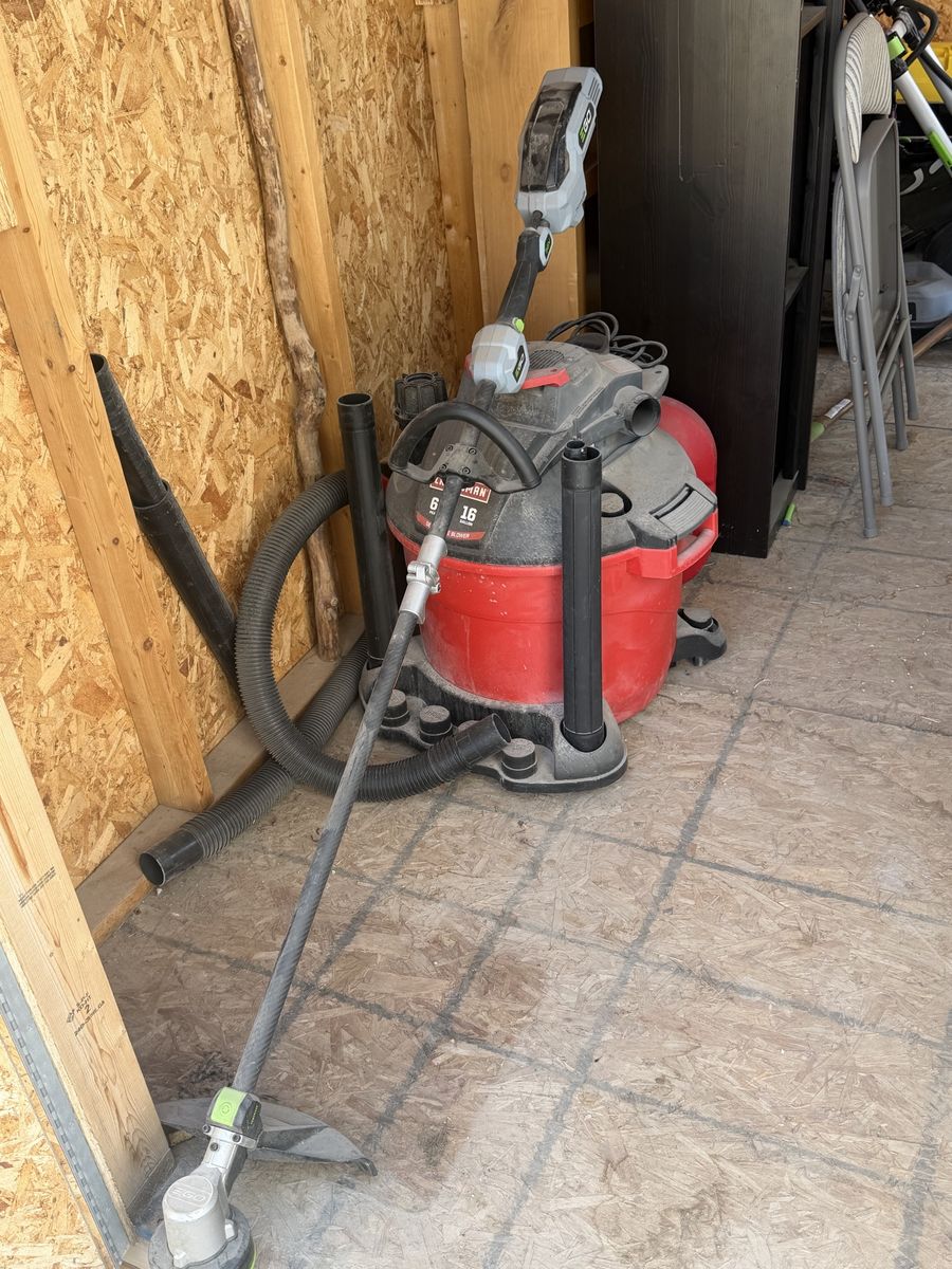 Craftsman 16 Gallon Wet/Dry Shop Vacuum