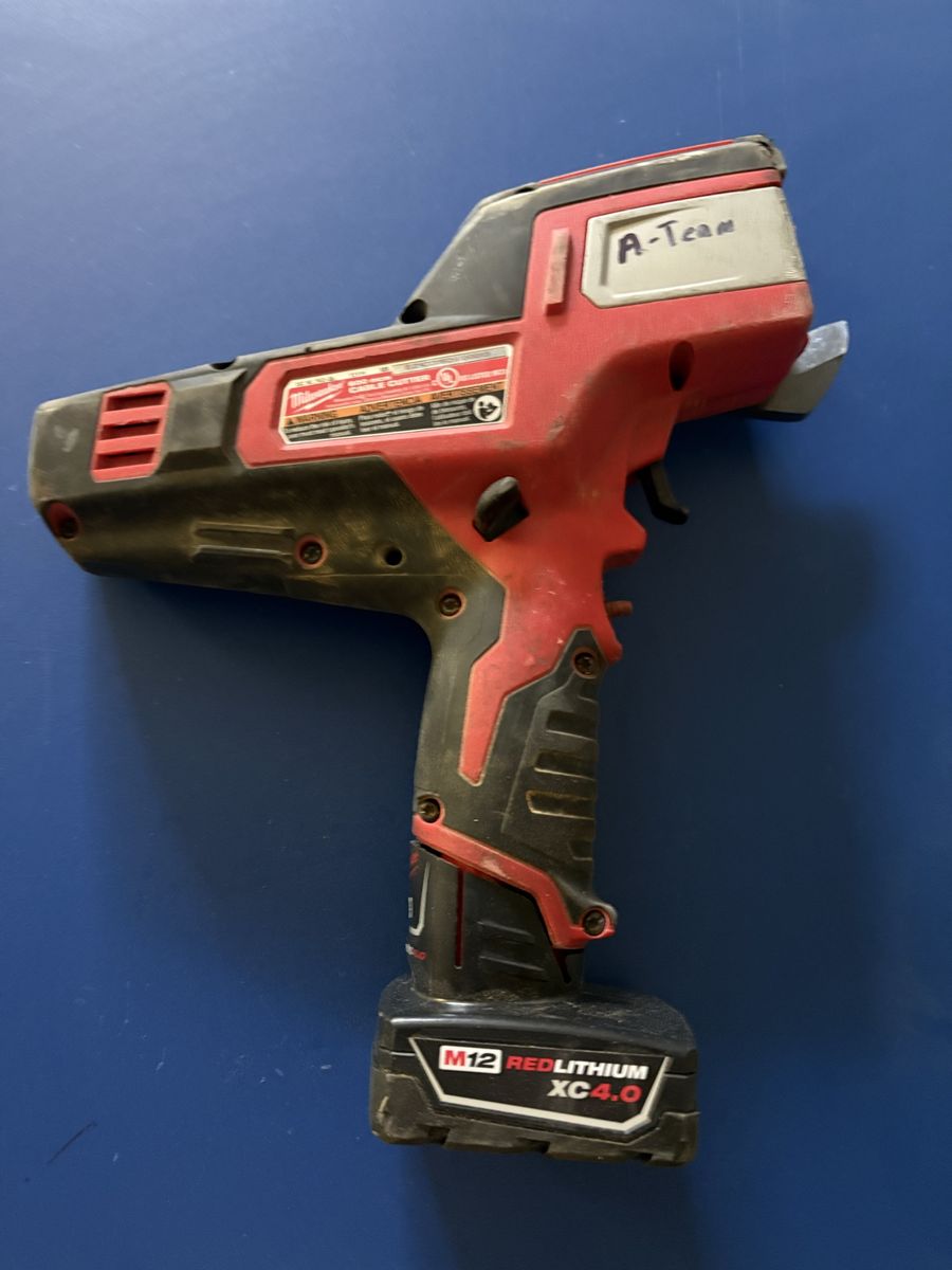 Milwaukee 600 MCM cable cutter