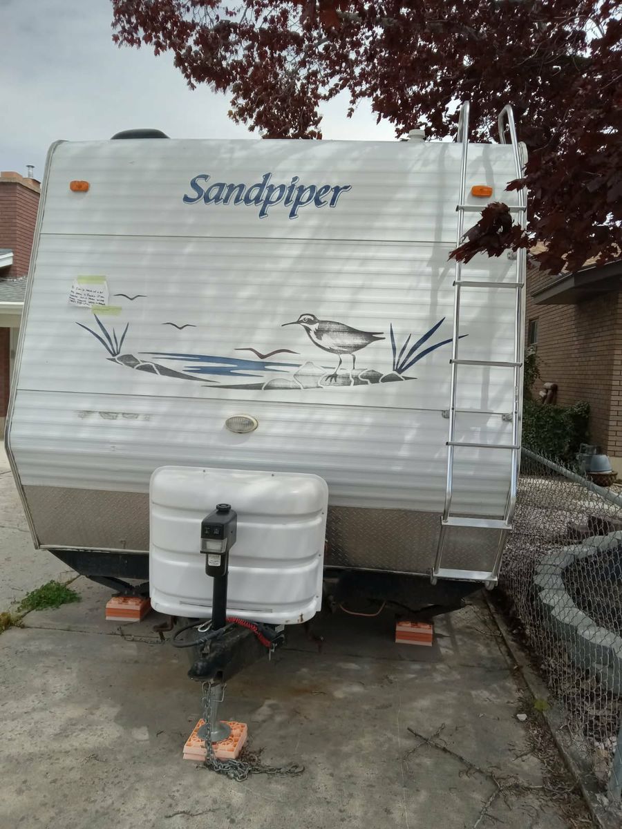 2005 Forest River Sandpiper Toy hauler