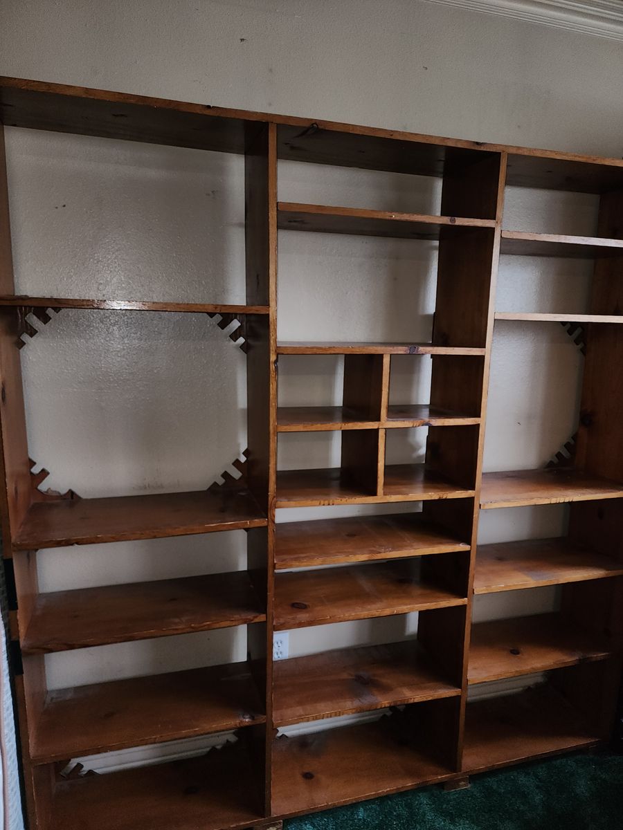 Sturdy bookshelf