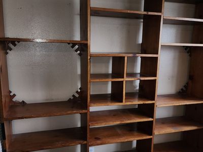 Sturdy bookshelf