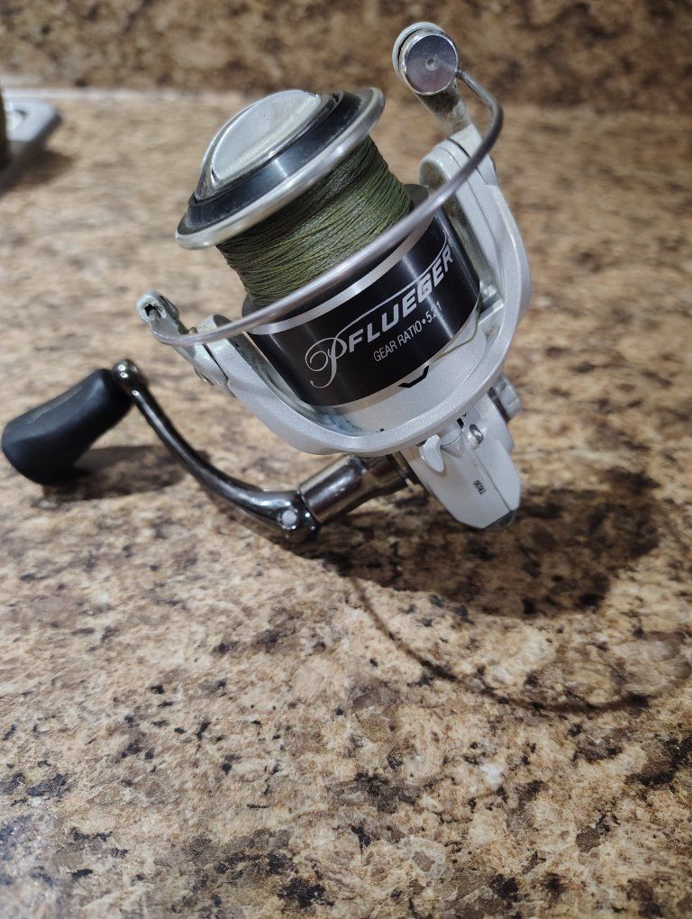 Pflueger Trion Spinning Fishing Reel - TRION2500 - 5.2:1 Gear Ratio - Pre-Spooled