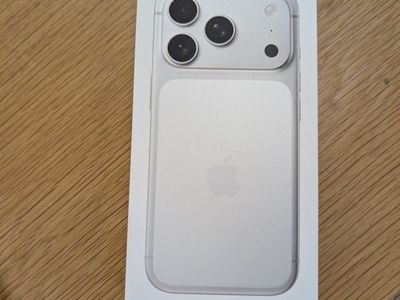 iPhone 17 Pro 256gb - Silver - Unlocked