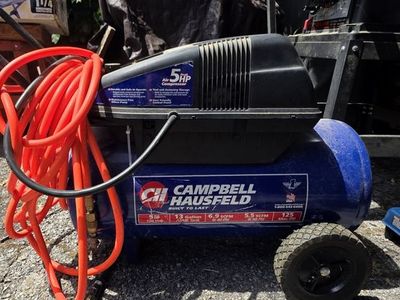Air compressor