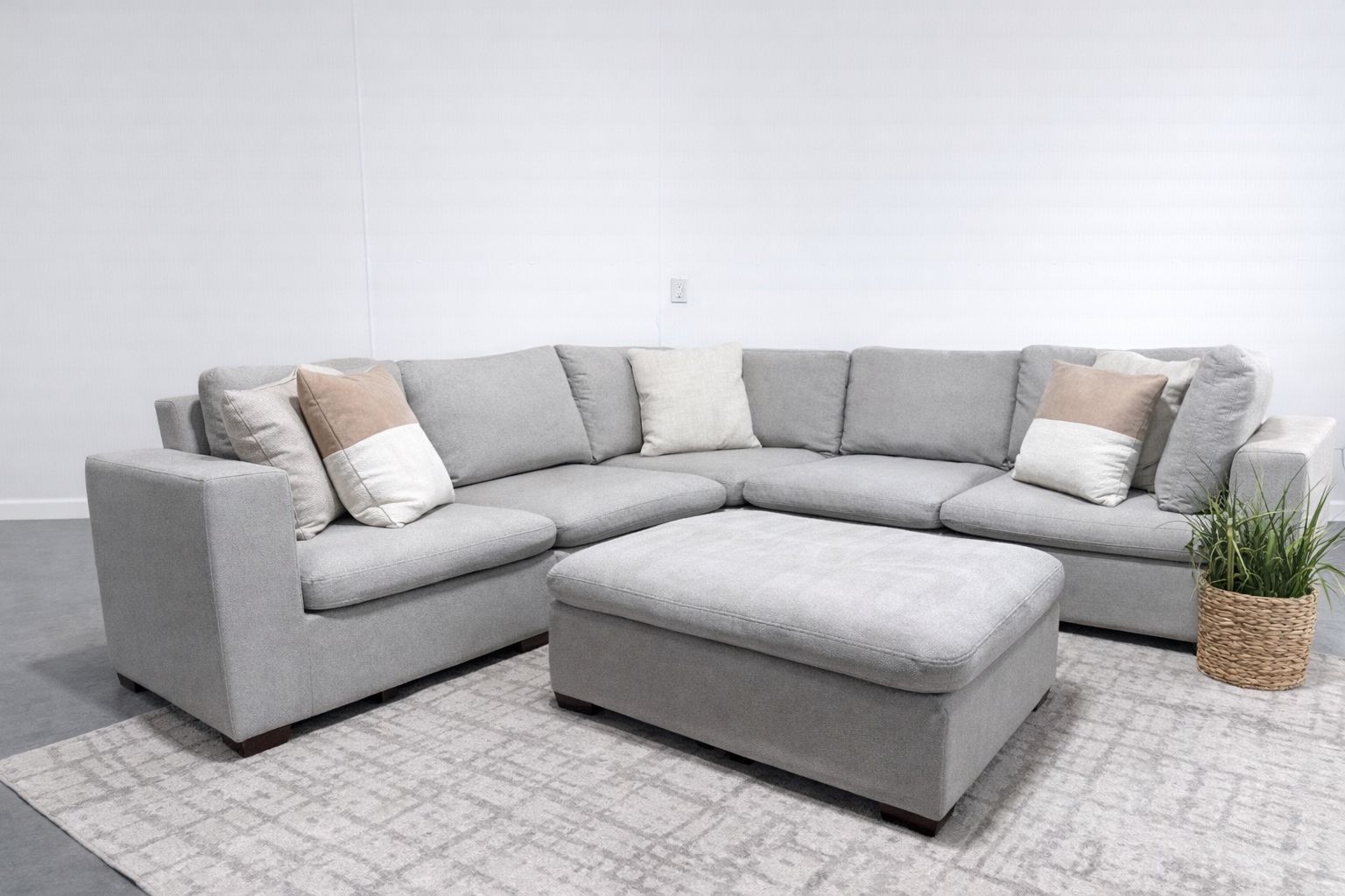 Thomasville Lowell 6 Piece Modular Sectional