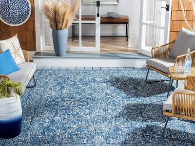 SAFAVIEH Courtyard Collection Area Rug - 8' x 10’