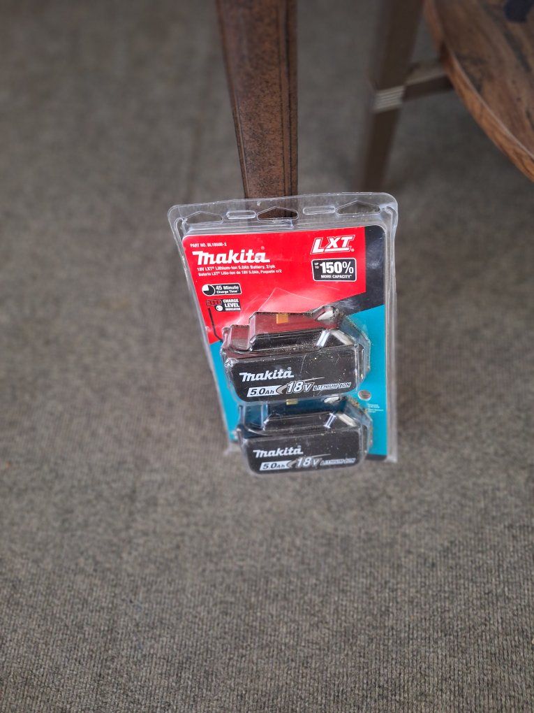 Makita BL1850B-2 LXT 18V 5.0Ah Lithium-Ion Battery 2-Pack - New Sealed