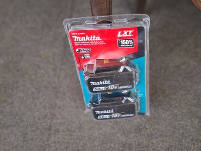 Makita BL1850B-2 LXT 18V 5.0Ah Lithium-Ion Battery 2-Pack - New Sealed