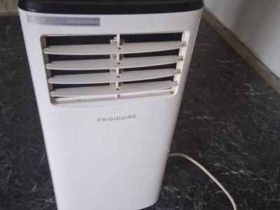Frigidaire Portable Air Conditioner with Remote - White/Black