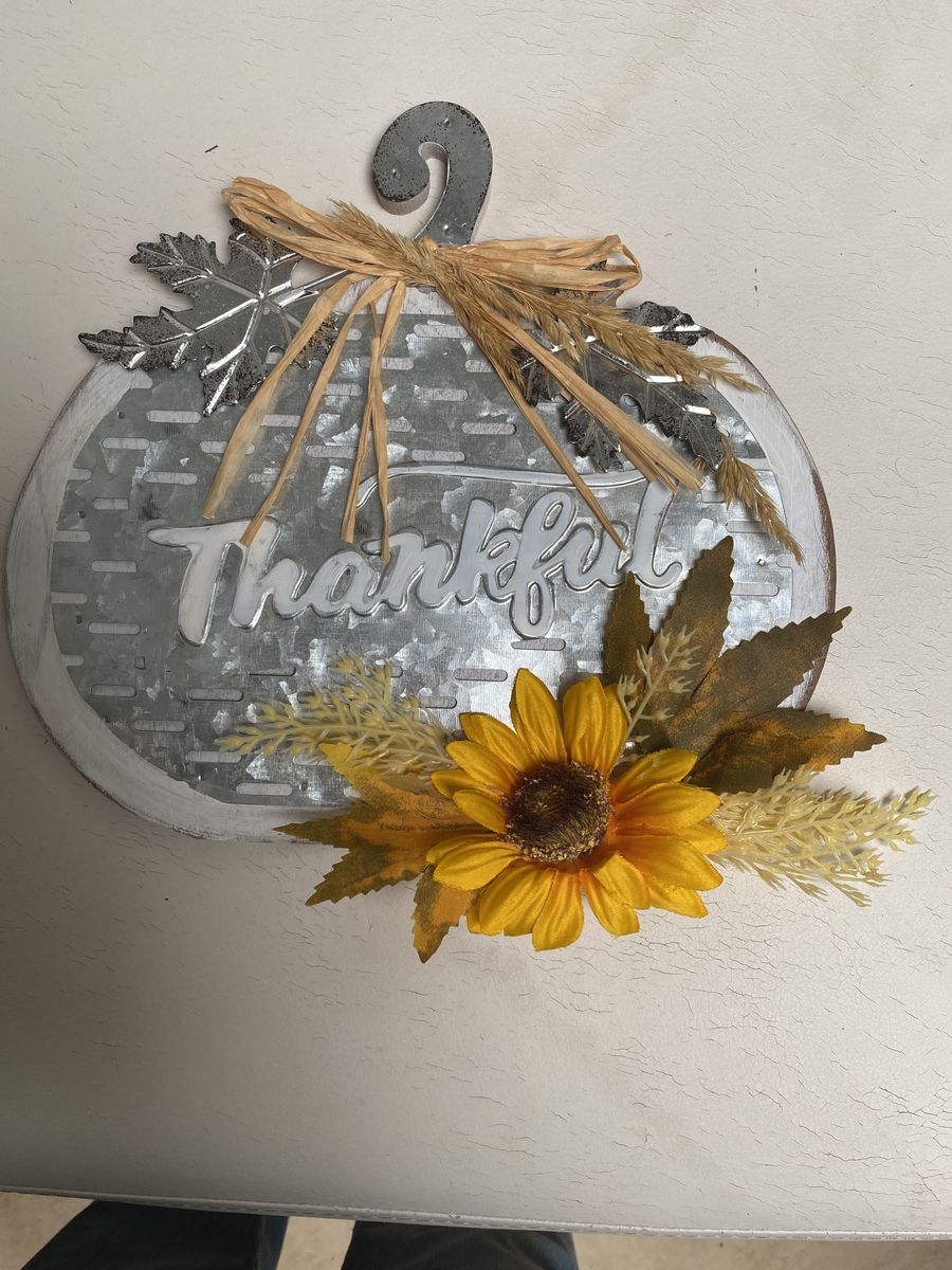 Thankful sign Fall Decorating