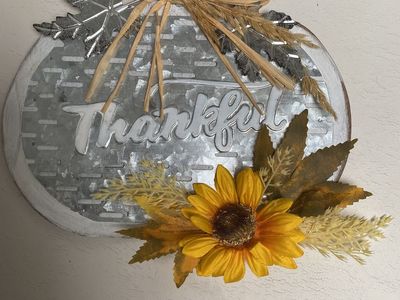 Thankful sign Fall Decorating